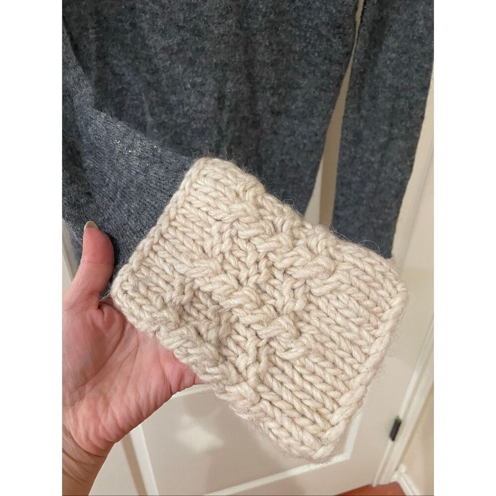 Tory Burch Grey & Off White Cable Knit Neck & Cuffs Turtleneck Sweater - Picture 2 of 7